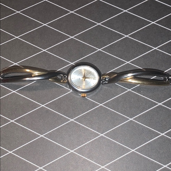 Armitron ladies watch 75/1901D - Picture 2 of 5